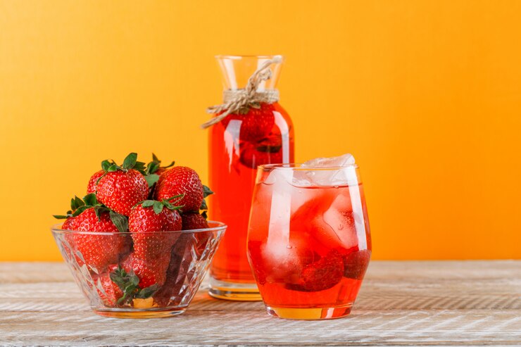 Tasty & Easy Homemade Strawberry Lemonade